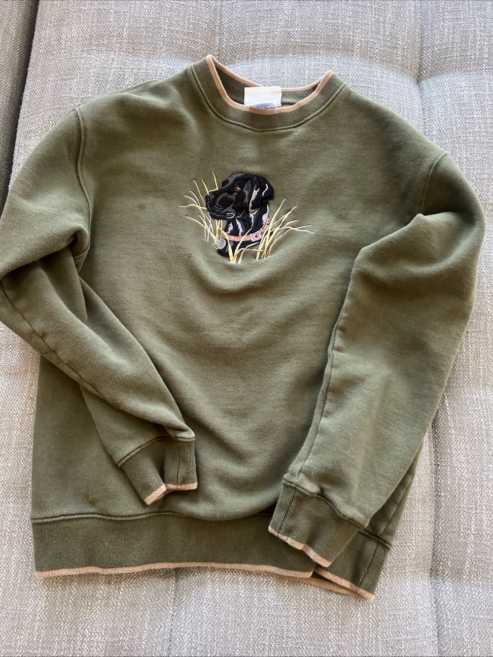 Men's Women’s Olive Green Black Lab Dog Embroidered Crewneck Sweatshirt Medium